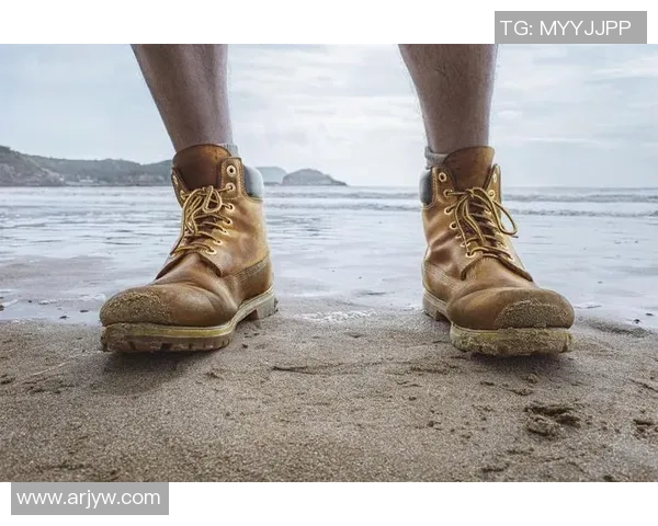 坏坏足球明星的魅力与争议揭示了运动场上的另一种风采与人生选择