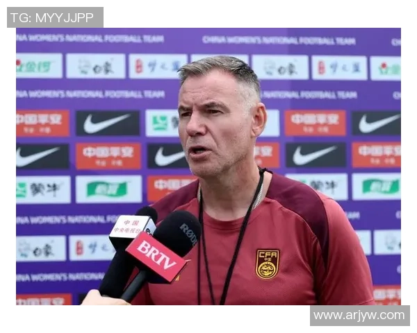 永川足球明星盘点及其在中国足球历史中的重要地位与成就分析 永川足球明星盘点及其在中国足球历史中的重要地位与成就分析